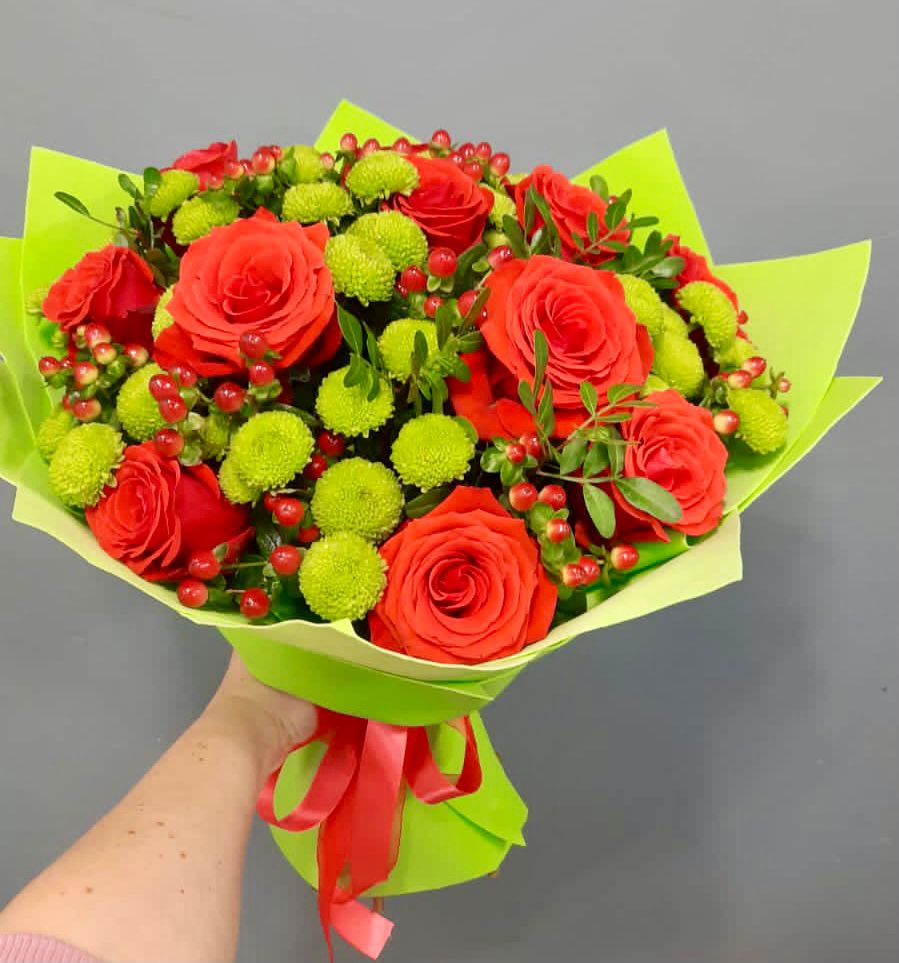 Букет цветов из: Хризантемы и Розы в Усть-Коксе