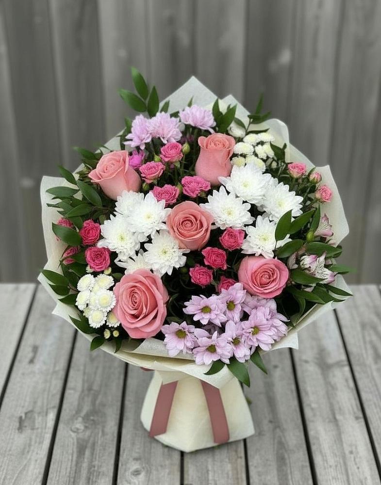 Букет цветов из: Альстромерии, Гвоздики, Розы и Хризантемы в Усть-Коксе