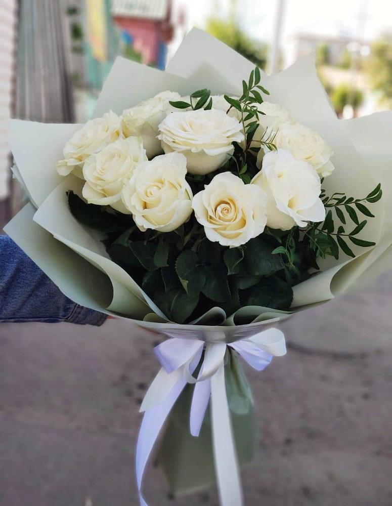 Букет Белые розы Проуд в Усть-Коксе