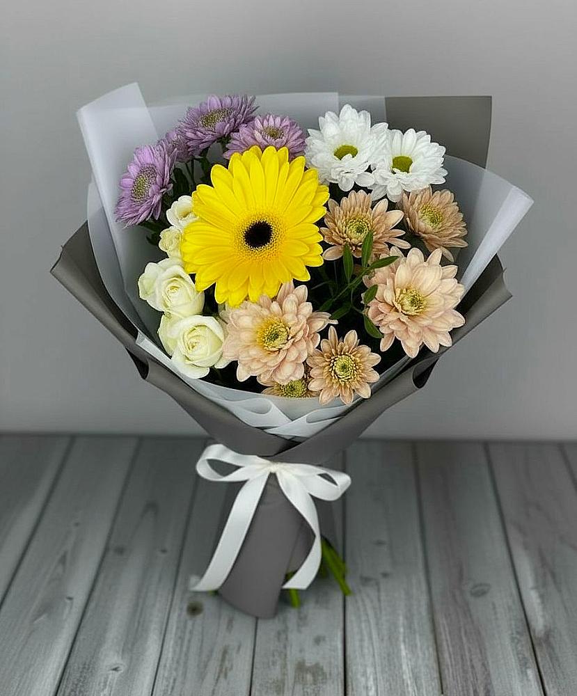 Букет цветов из: Розы, Герберы и Хризантемы в Усть-Коксе