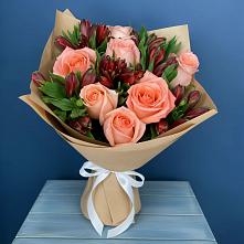 Букет цветов из:  Розы и Альстромерии #REPLACE_PRED# Усть-Коксе