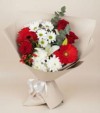Букет цветов из:  Розы, Хризантемы, Герберы и Лилии в Усть-Коксе