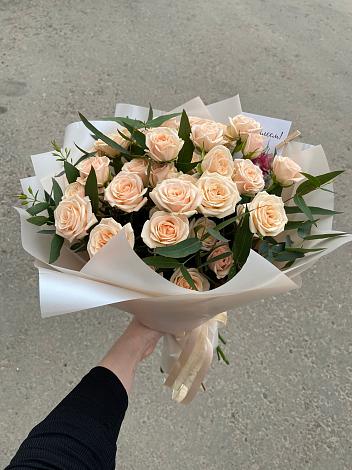Букет Кремовые розы Латте в Усть-Коксе